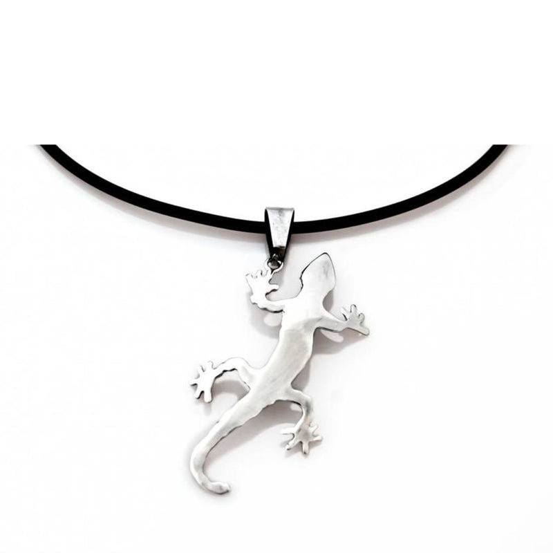 Tuatara pendant by Lisa Tamati – silver necklace featuring a native New Zealand lizard on a black silicone cord